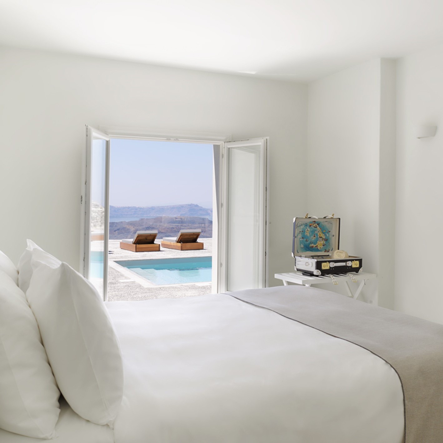 Devine Private Villa in Santorini, Italy